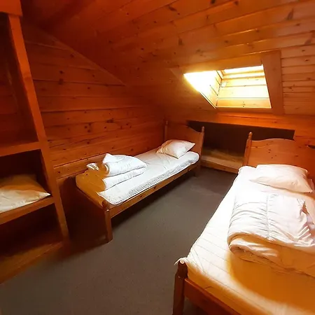 Mitoyen Traditionnel - 6 Chambres, Proche Pistes Et Centre - La Tania, Courchevel - Fr-1-513-61 *
