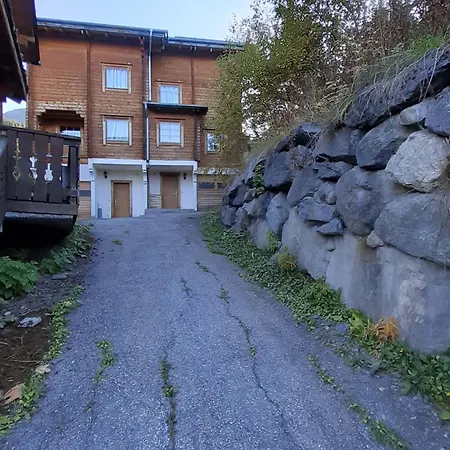 Chalet Mitoyen Traditionnel - 6 Chambres, Proche Pistes Et Centre - La Tania, Courchevel - Fr-1-513-61